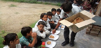 ||2 September 2016||A celebratory meal was arranged for the children of SOUL Gokul Vidyapeeth by Madam Sneha and family.